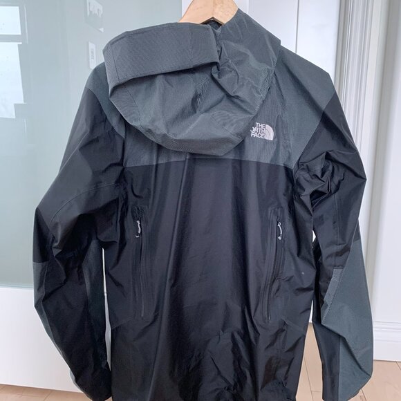 North Face Summit Series GORE-TEX Shell Jacket Men's Small Black/Grey - Picture 2 of 5